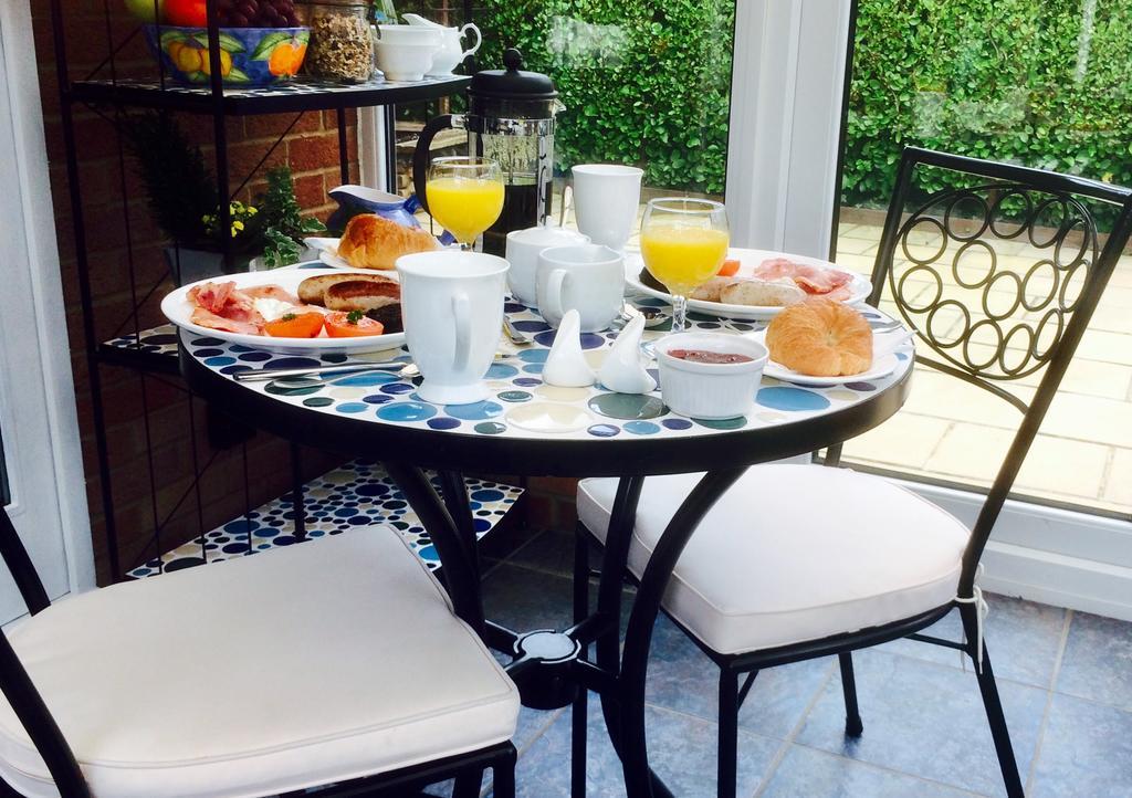 Stepping Stones B&B Lymington Exterior foto